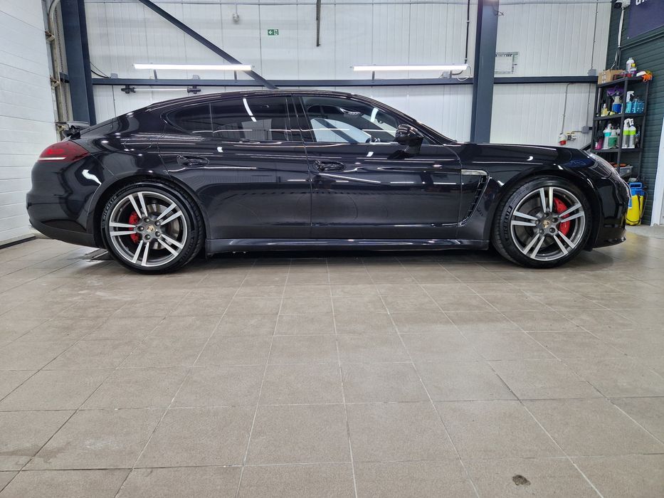 Porsche Panamera 4.8  PDK Turbo