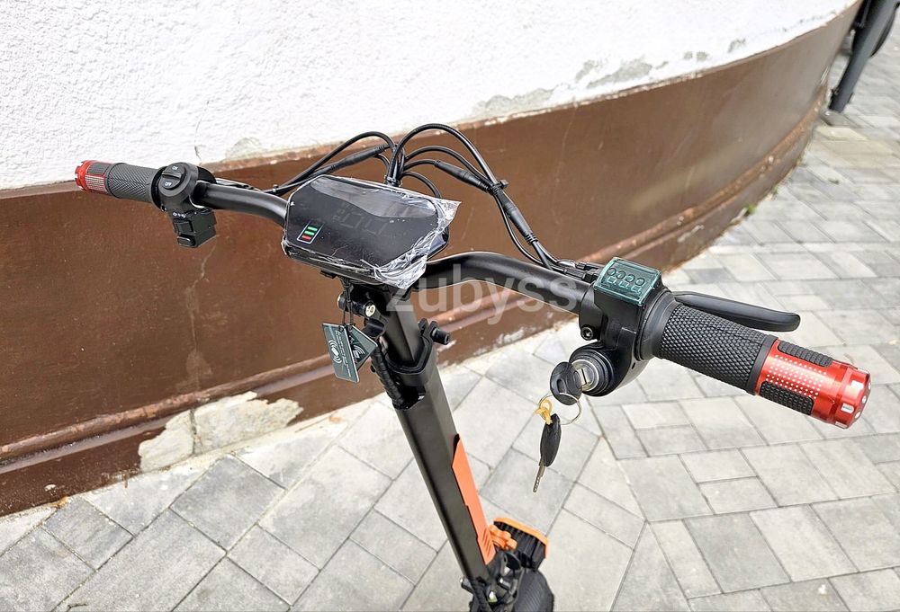 Trotineta Electrica 1000W Baterie 13Ah 50kmh Xenon Dinamic Cadru Aluminiu