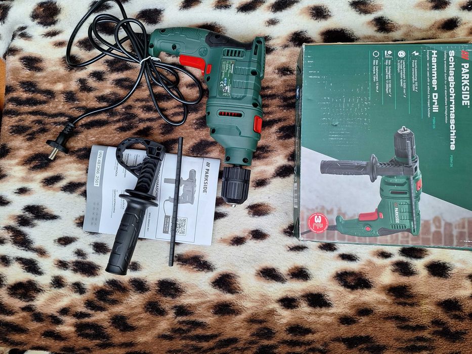 Bormasina  cu percutie, parkside, 220 v, turatie 3200,  49000 percutii