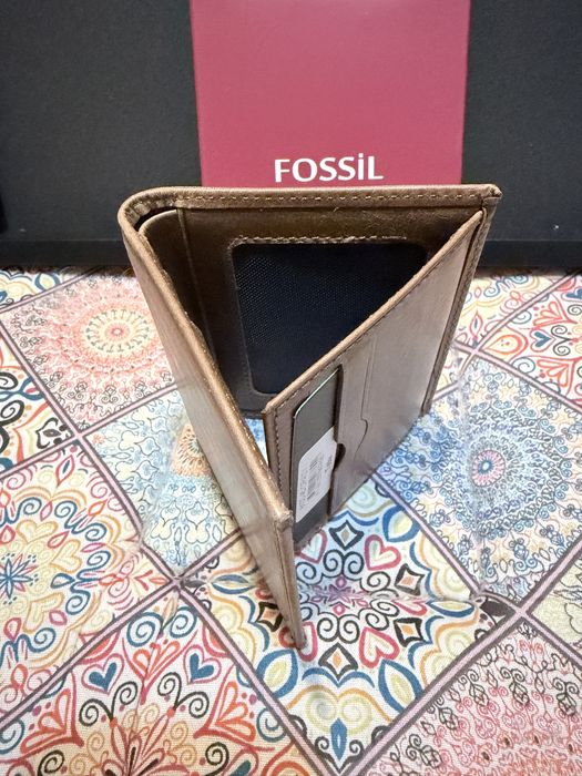 Portofel Fossil barbati din piele naturala