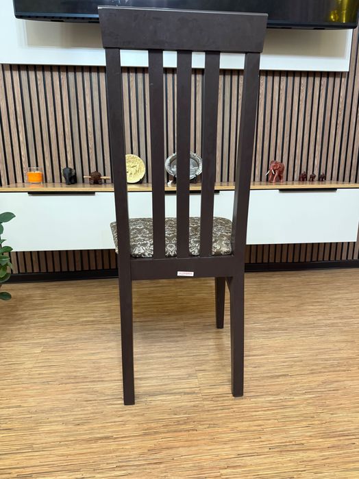 Продам стулья в гостиную