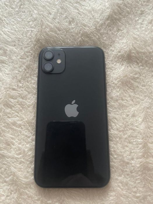 Продам iPhone 11.
