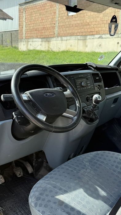 Autoutilitara Ford transit 2013 /74 kw 2198 cm