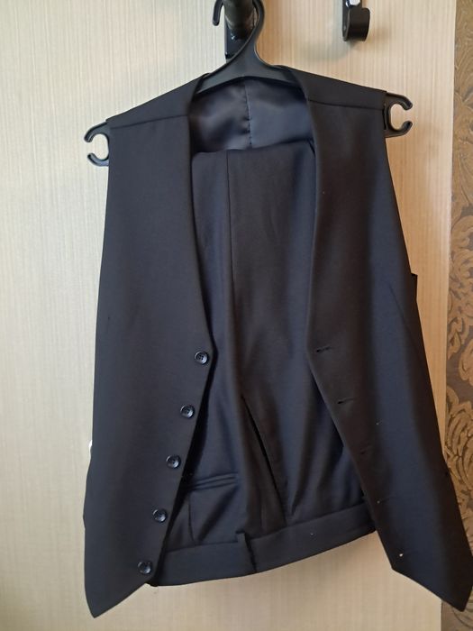 Костюм мужской классика