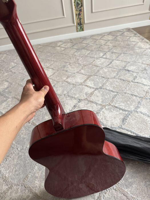 Продаю гитару в хорошем качестве