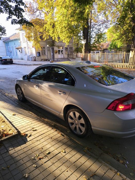 Продава се Волво S80/2.4/D5 -185 k2007