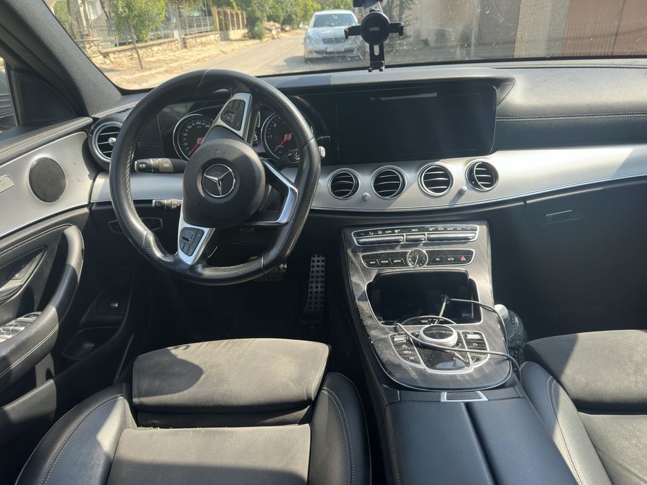 Mercedes benz E220d