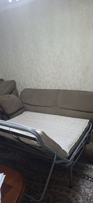Диван бу Белорусь. Покупал за 2800$