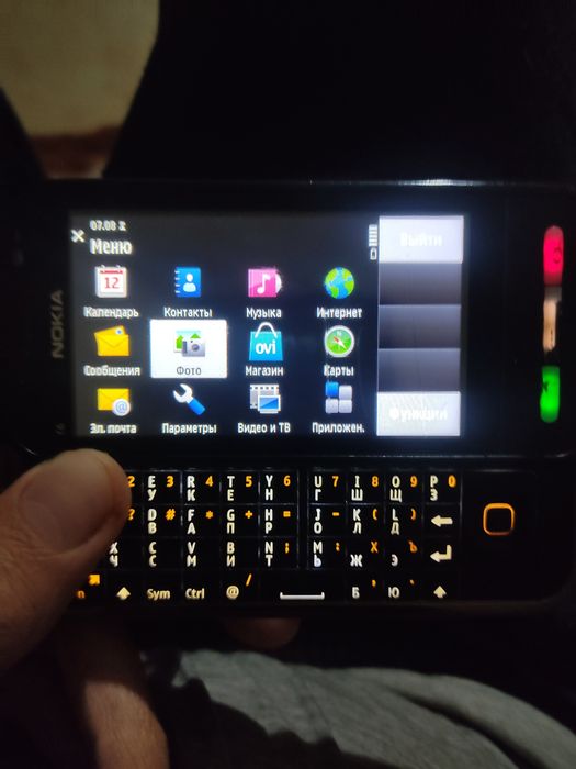 NOKIA C6,"Слайдер"