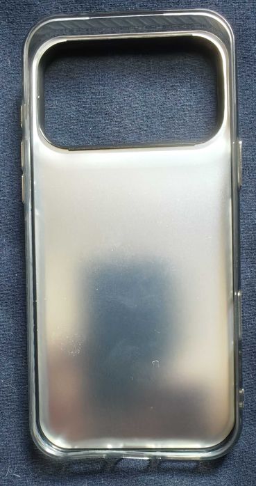 IPhone 17 Pro Max кейс