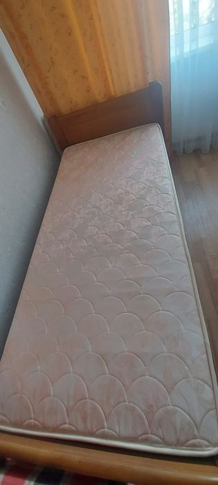 кровать односпальная