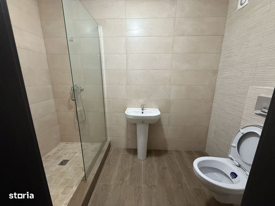 Spațiu semidemisol de vânzare – ideal pentru investiție, Mamaia Nord