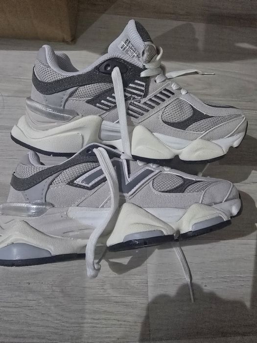Adidasi mar 37 noi
