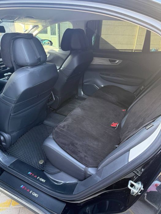 Hongqi 500 тали сотилади
