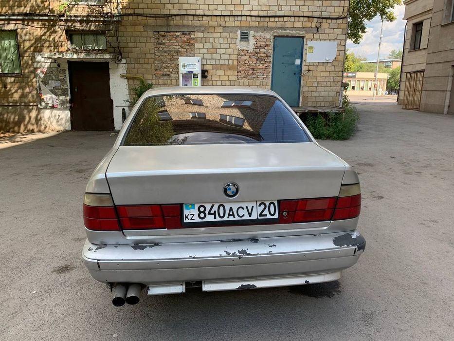 Продам BMW Е34 525