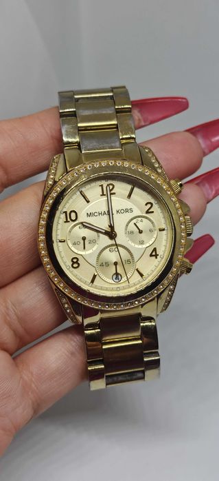 Часовници Michael Kors,Guess дамски
