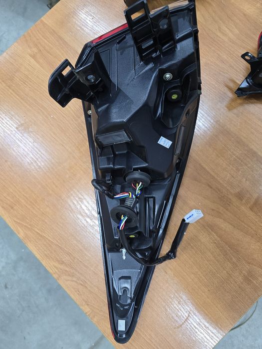 Задние фонари lexus rx    2019