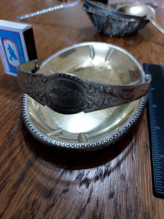 Фруктлвница и конфетница