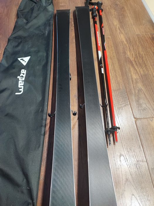 Ски Volkl racetiger SRC 163 със щеки и сак