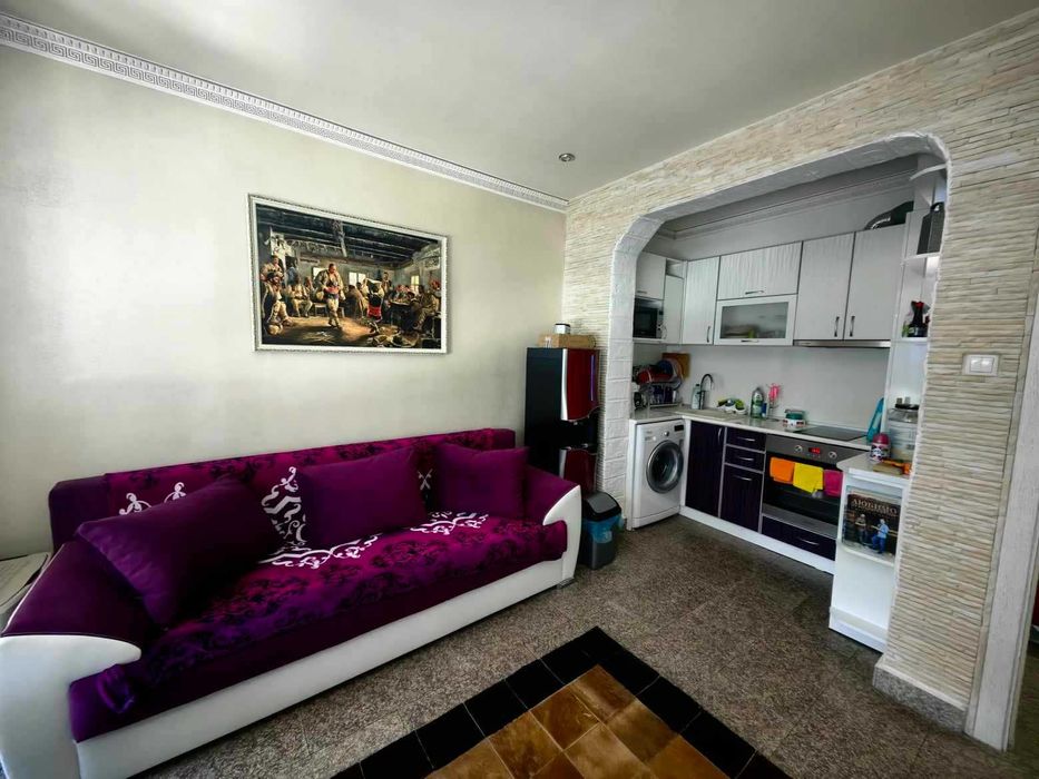 Дава се под наем Тристаен апартамент в Разград, Център - 78 кв.м за 127500 € - Снимка #12