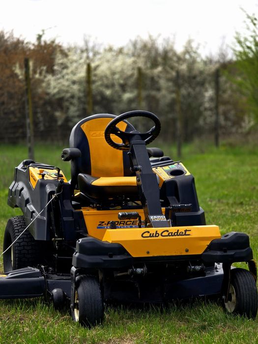 Masina de tuns iarba Profesională 22 cp