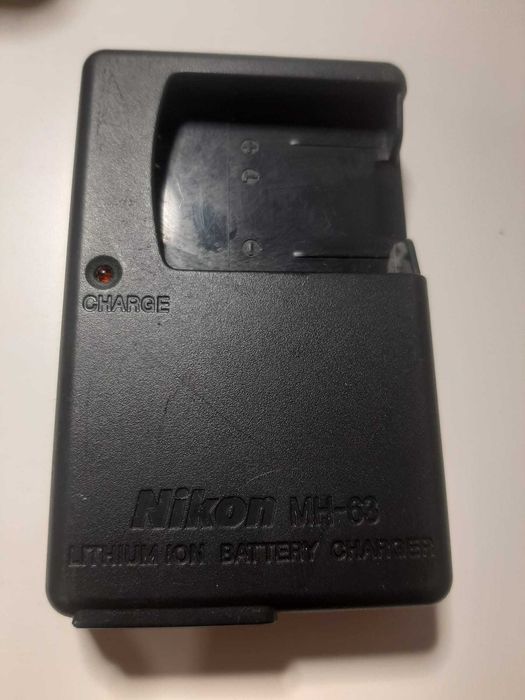 Incărcător de acumulatori original Nikon MH-63 Battery Charger