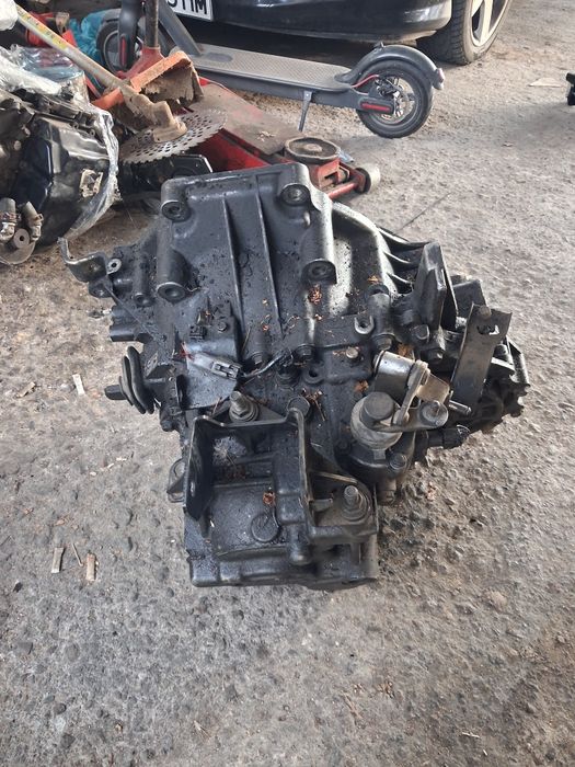 Скоростна кутия за Mazda 6 2.0 дизел