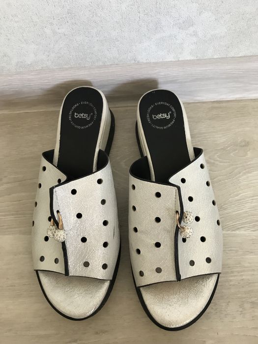 Обувь женская туфли