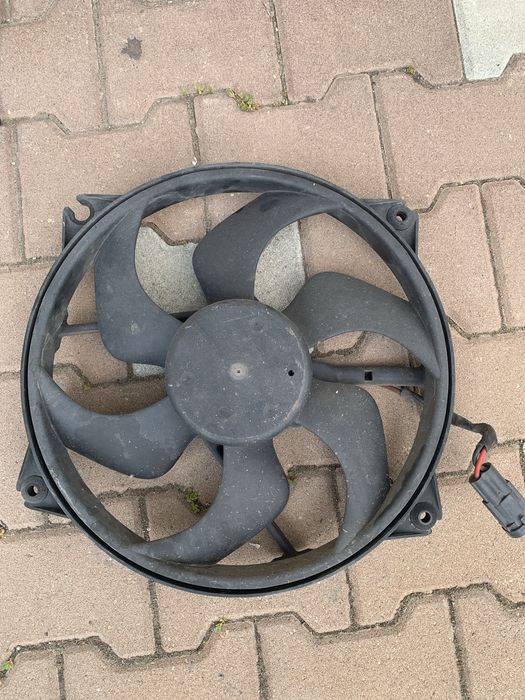 Перка охлаждане вентилатор пежо 307 peugeot 307
