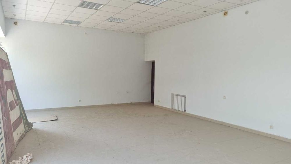 Кичик халка йулида Уй/Дукон/Клиника/Миниотель СОТИЛАДИ (Лизинг мавжуд)