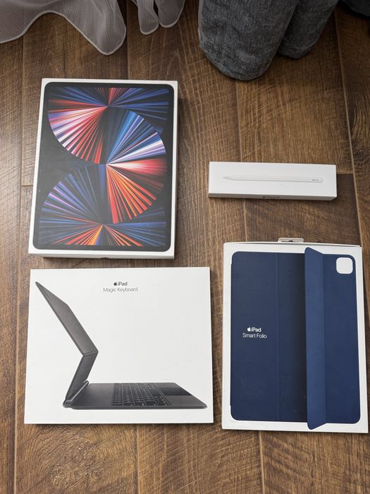 Ipad pro 12,9 5th полный комплект