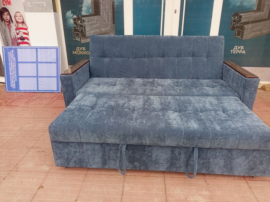 Раскладной диван 
Каркас ДСП
Пружина ортопедические
Поралон российский