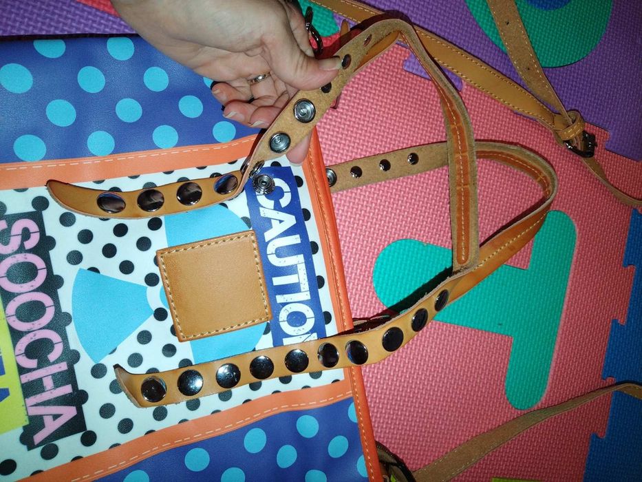 Страхотна цветна кожена чанта