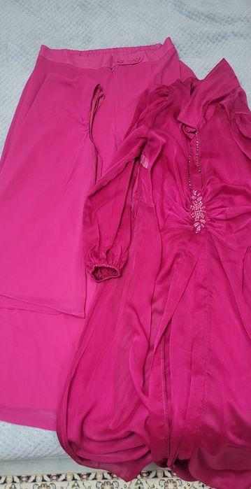 Срочно продаётся платья