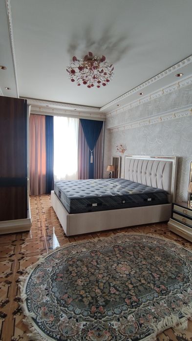 Сдаётся 3/3/10 Новостройка Узбум Хокимият напротив Альфраганус