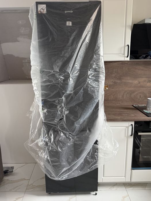 Хладилник Gorenje чисто нов с гаранция!