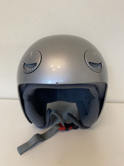 Детска каска за ски