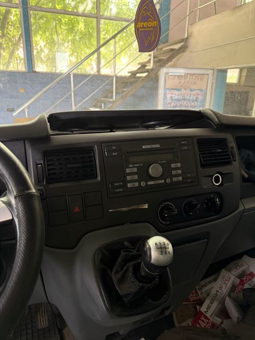 Ford Transit 350L