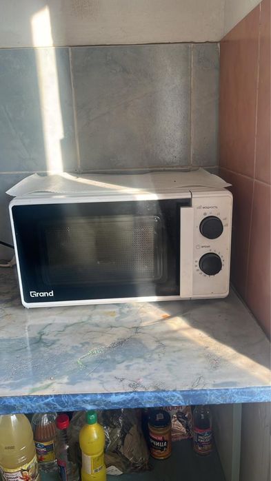 Продам микроволновку Grand