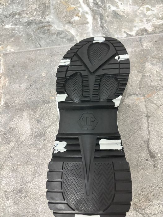 Adidași Philipp Plein, noi nepurtați