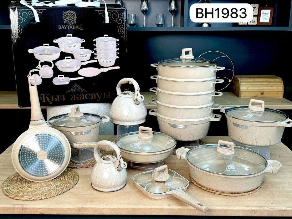 Орыс порносы бар шұлық пен мини юбка