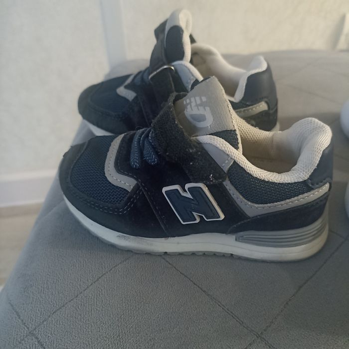 детская обувь, кроссовки