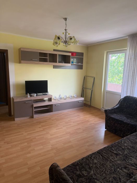 Chirie ap cu 4 camere