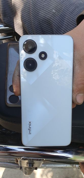 Infinix Hot 30i andiroid