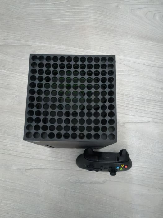 Xbox x 1tb 1 controler ca nou cu cutie