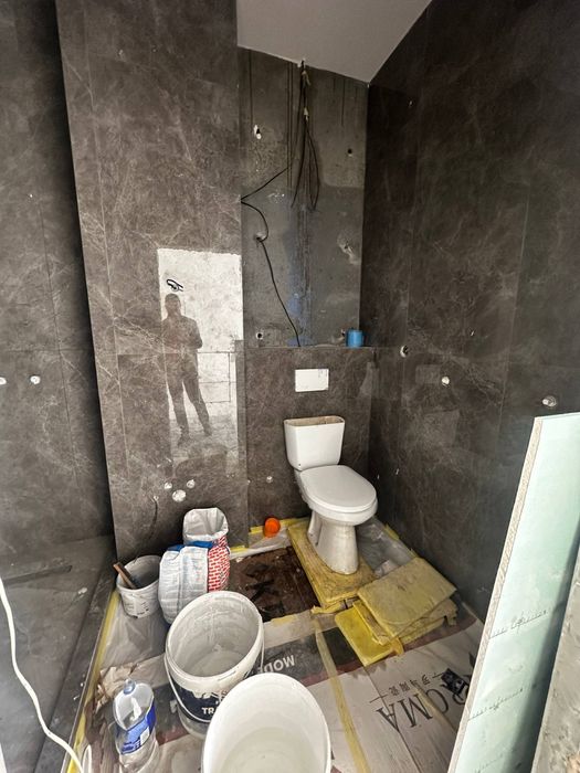 Продается Максим Горкий метро 2 х ком под ключ