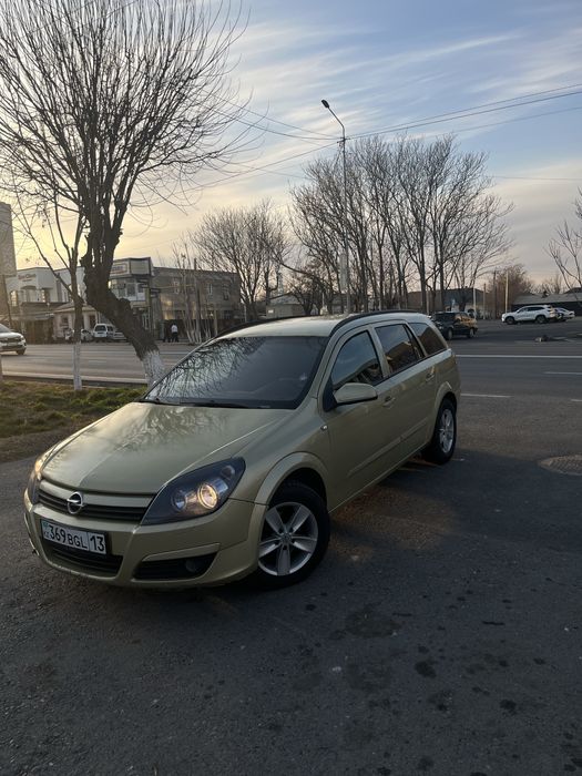 Opel Astra H 2005