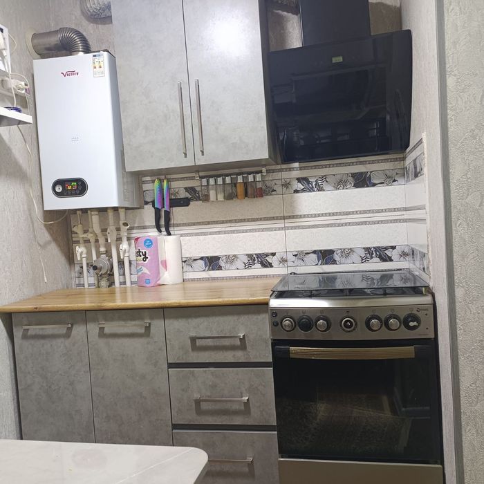 Продается 2 комнатная квартира в чарваке