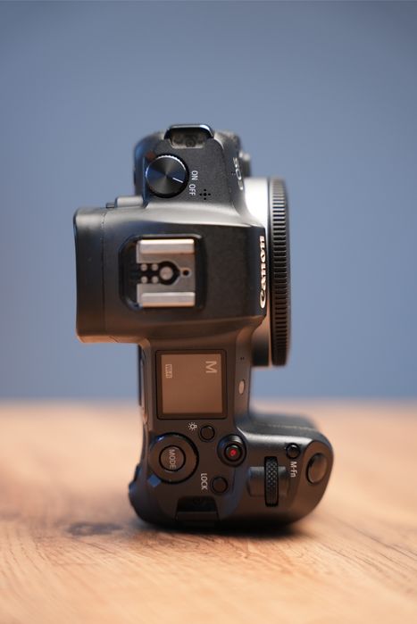 Canon R сатылады