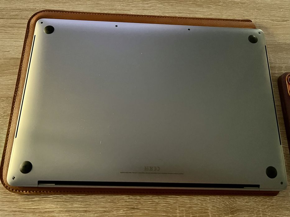 MacBook Pro 16” 16gb ram, 1tb Ssd Touchbar